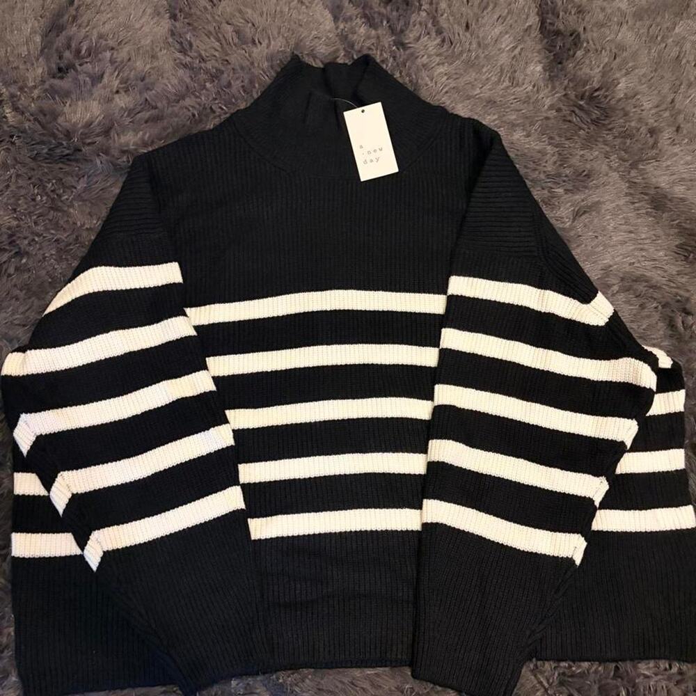 Woman's Long Sleeve Mock Turtleneck Size 1X